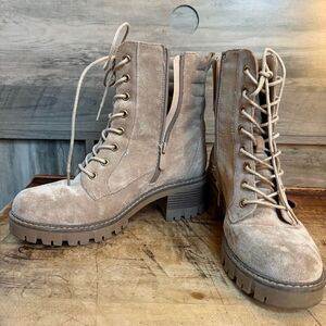 Pierre Dumas Tan Combat Moto Boots Rugged Design Zip up Faux Suede Women's 7